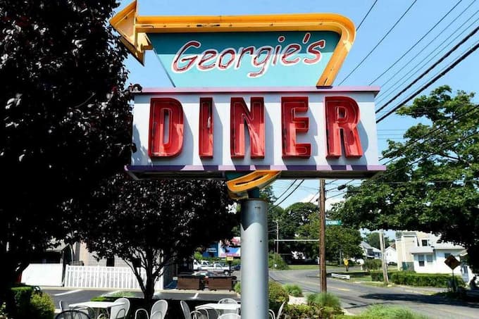Georgie's Diner - West Haven, Connecticut