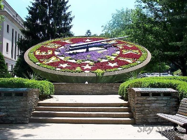 The Floral Clock: General Public Every Day From Dawn Until Dusk in Frankfort Kentucky