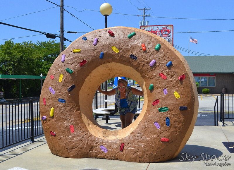 Donut Statue at Dunkin Donuts: bucklist of top things to do in Branson Missouri