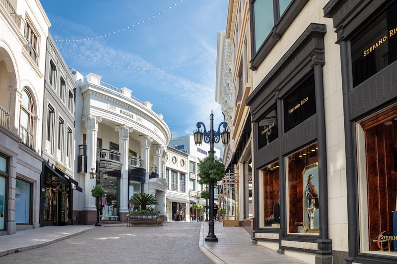 Rodeo Drive - A luxury street in Los Angeles